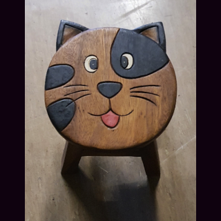 Kinderhocker KATZEnKOPF schwarz-natur mit roter Zunge