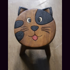 Kinderhocker KATZEnKOPF schwarz-natur mit roter Zunge