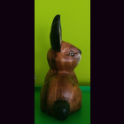 Hase 5" hockend Chancha-Holz mit links gedrehtem Kopf