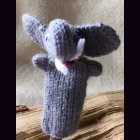 ELEFANT GRAU - Fingerpuppe handgestrickt aus Wolle