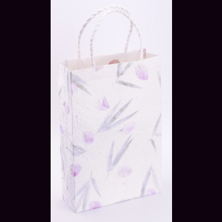Saa-Papier-Tasche GR.09 wei&szlig; mit roten Bl&uuml;ten 38 x 27 x 9 cm aus handgesch&ouml;pftem Papier mit roten Bl&uuml;ten 5er Packr
