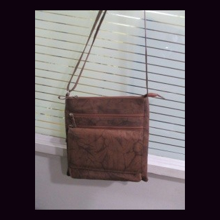 Handtasche braunes Antikleder, Damentasche, Rindsleder, ca. 30,5 x 30 cm