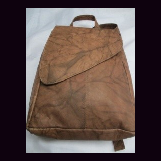 Rucksack braunes Antikleder, Rindsleder, ca. 24 x 21 x 7 cm